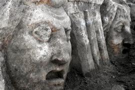 В античном городе Стратоникея обнаружено 10 мифологических масок