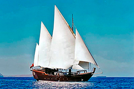 Арабское судно «дау» на ремонте в Бодруме