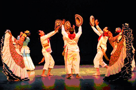 Звезды колумбийских танцев в Палмарине