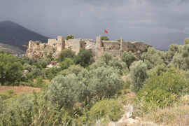 Средневековый город-крепость Бечин